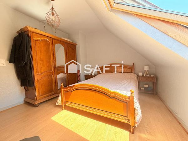 MAISON TRADITIONNELLE DE 77M2, 3 CHAMBRES SUR TERRAIN DE 1490 M2 A SAINT JEAN BREVELAY