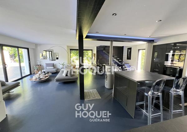 Maison à vendre de 7 pièces de 237 m² DPE B