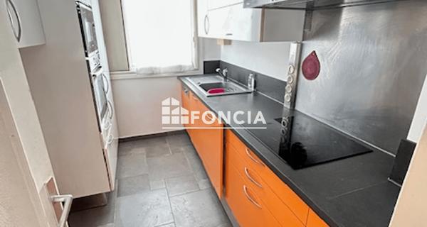 Location Appartement 4 pièces 71.65 m² - Antony 92160