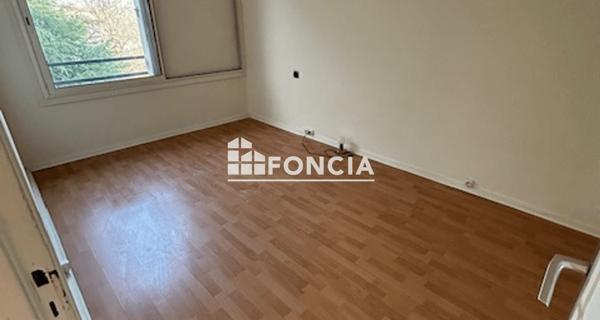 Location Appartement 4 pièces 71.65 m² - Antony 92160
