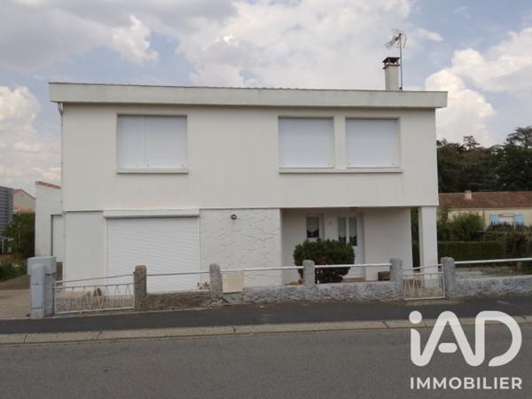 Maison à vendre 4 pièces 101 m² Le Poiré-sur-Vie