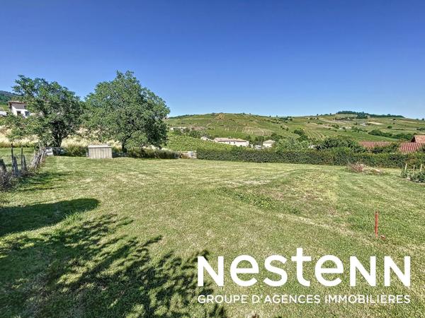 Terrain Constructible de 1300 m² environ - 69840 JULIENAS