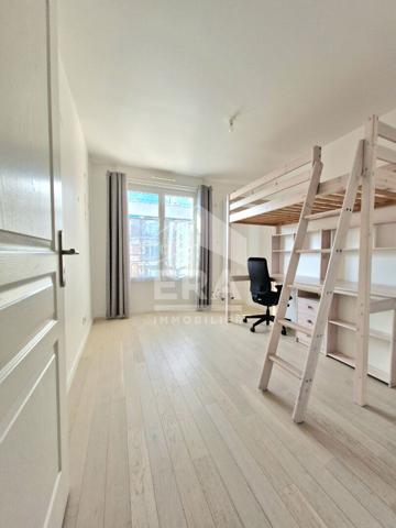 Appartement Courbevoie 3 pièce(s) 73.51 m2