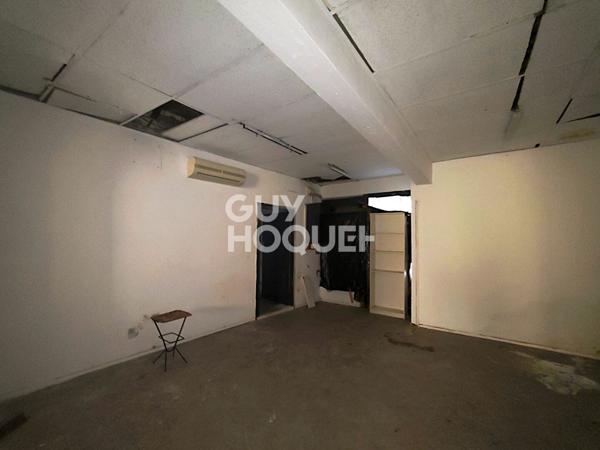 Local commercial à louer - 50,68 m² - Avignon Centre Ville