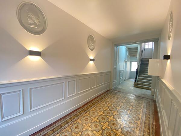 Appartement Dijon 2 pièce(s) 45 m2 Hôtel particulier + cave