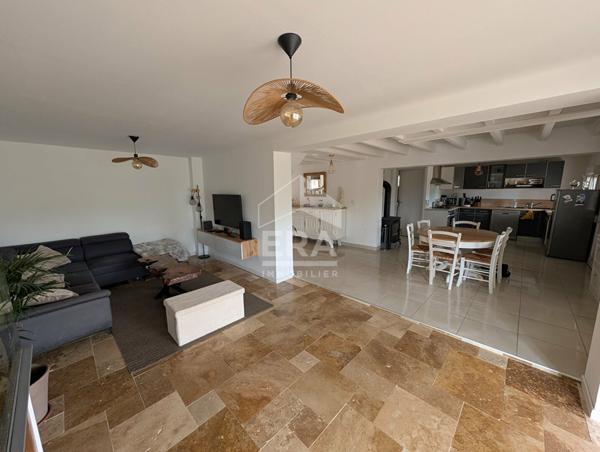 Maison de charme à vendre à Montpon-Ménestérol - Un havre de paix à la campagne