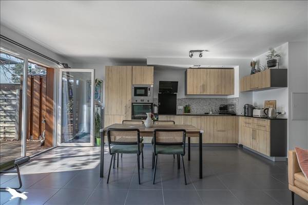 Maison à vendre |  Saint-Jean-d'Illac |  4 pièces | 84 m²