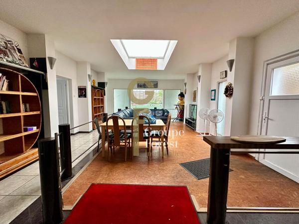 PROPRIÉTÉ DE 400M2 AU STYLE UNIQUE