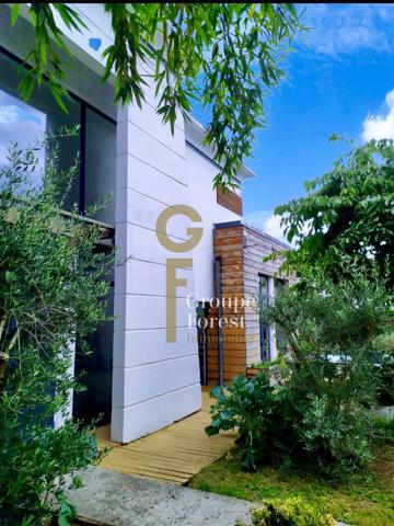 PROPRIÉTÉ DE 400M2 AU STYLE UNIQUE