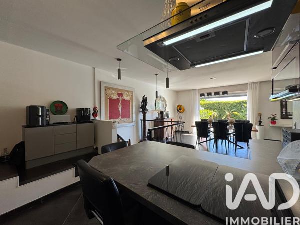 Maison à vendre 5 pièces 158 m² Antibes