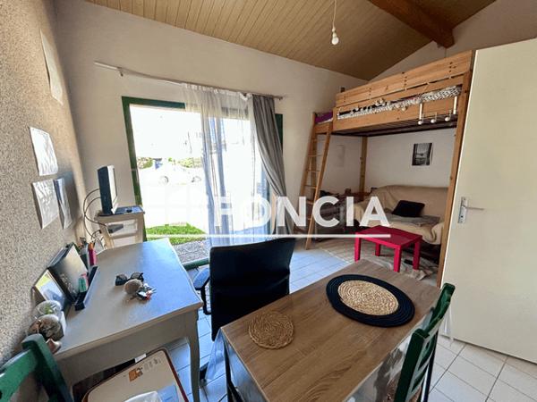 Location Studio 17.86 m² - RESIDENCE VALLON DE LA COURTAISIERE La Roche Sur Yon 85000