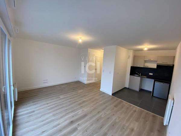 Appartement Nantes 1 pièce(s) 31.59 m2 + balcon