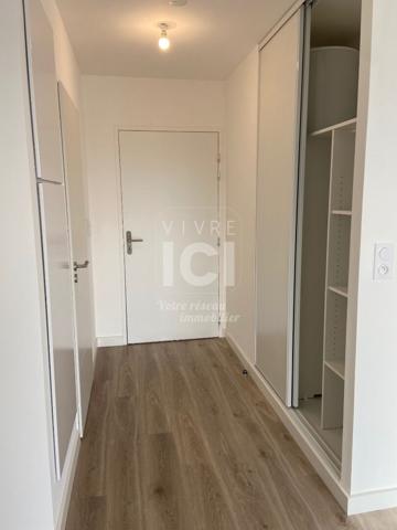 Appartement Nantes 1 pièce(s) 31.59 m2 + balcon