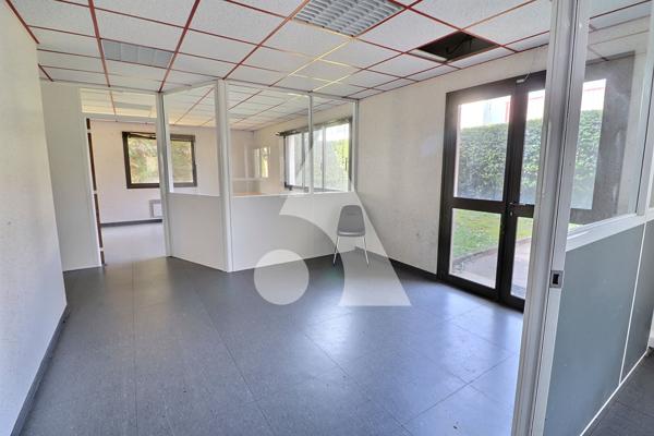 Local commercial 728 m2