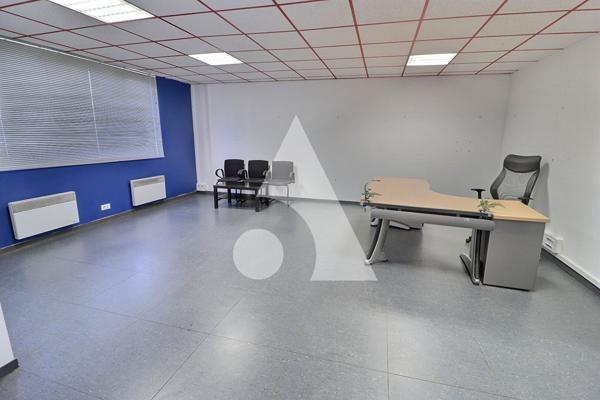 Local commercial 728 m2