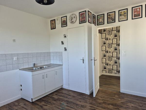 ROUEN APPARTEMENT F2 AVEC PARKING EN SOUS SOL