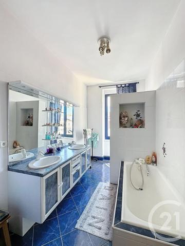 Maison à vendre  7 pièces - 210,03 m2 STE LIVRADE SUR LOT - 47