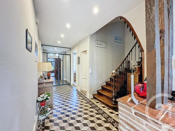 Maison à vendre  7 pièces - 210,03 m2 STE LIVRADE SUR LOT - 47