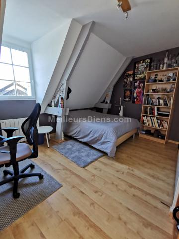 SAVONNIERES, magnifique maison 212 m2, 5 chambres, parc arboré