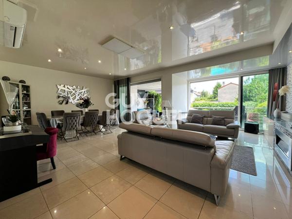 Maison d'Architecte à Vendre - 7 Pièces - Les Pavillons Sous Bois