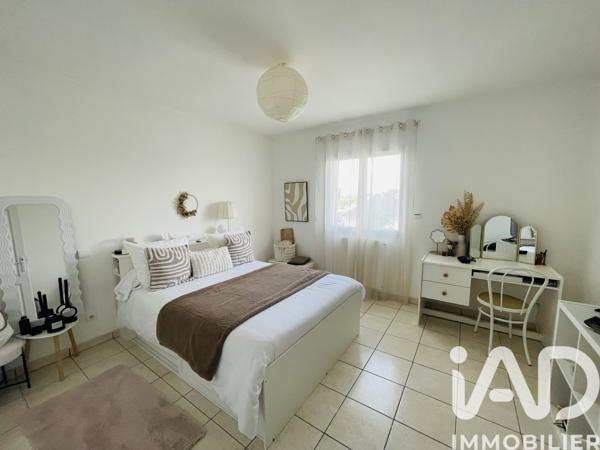 Maison à vendre 7 pièces 152 m² Saint-Pantaléon-de-Larche