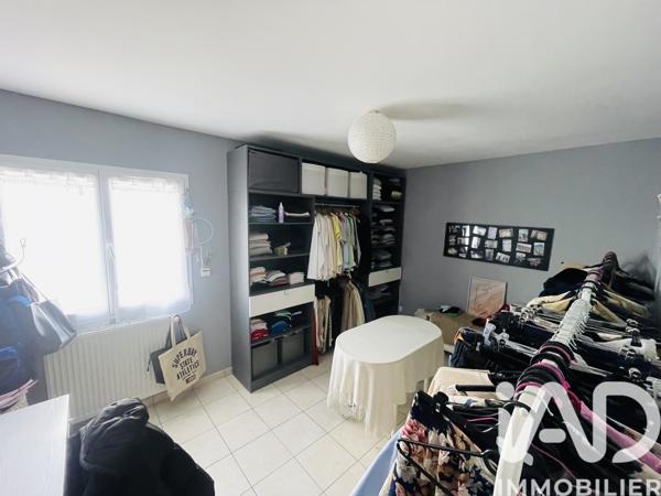 Maison à vendre 7 pièces 152 m² Saint-Pantaléon-de-Larche