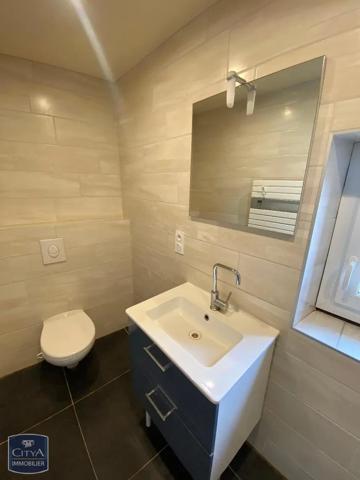 Maison à vendre 4 pièces 75.89m² Beaulieu (63570)