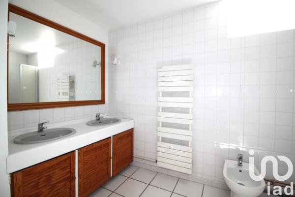 Apartment for sale 4 rooms 118 m² Montélimar