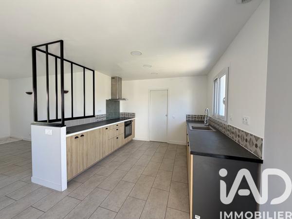 Maison à vendre 4 pièces 101 m² Neuville-de-Poitou