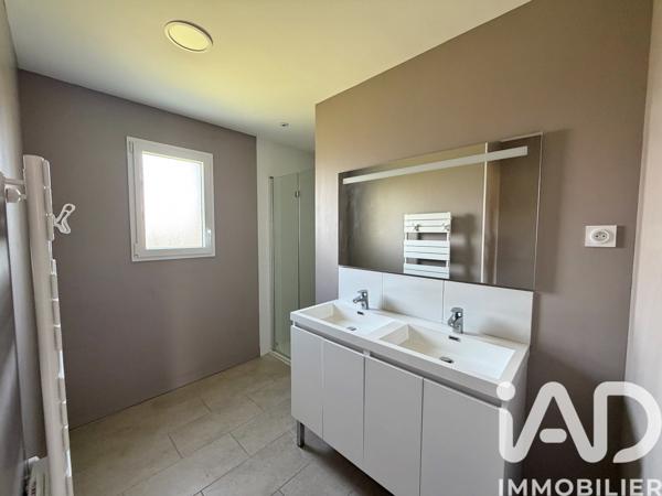 Maison à vendre 4 pièces 101 m² Neuville-de-Poitou