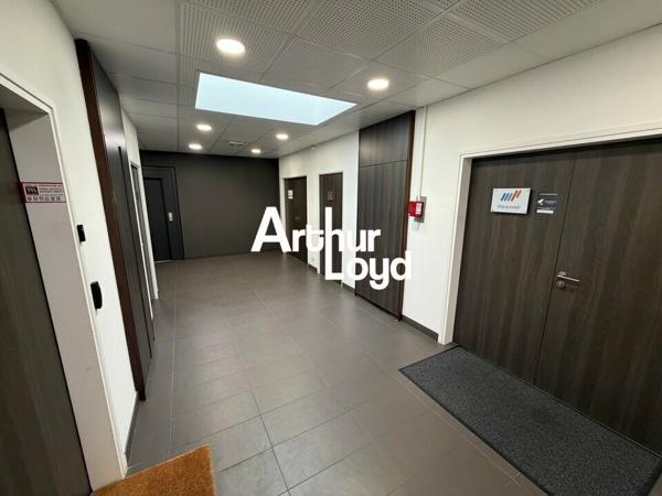 Bureaux à vendre de 113 m² avec des prestations prime