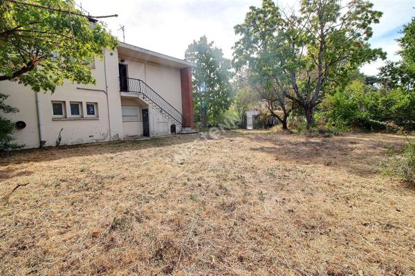 TOULOUSE 31200 CHEMIN DE CROIX BÉNITE GRAND APPARTEMENT T4 DE 90 M² AVEC GARAGE ET JARDIN
