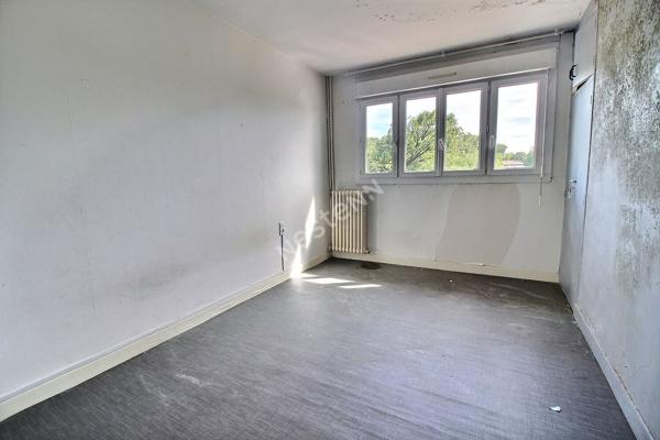 TOULOUSE 31200 CHEMIN DE CROIX BÉNITE GRAND APPARTEMENT T4 DE 90 M² AVEC GARAGE ET JARDIN