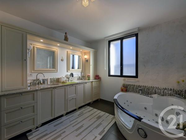 Appartement F4 à vendre  4 pièces - 132 m2 ARCACHON - 33