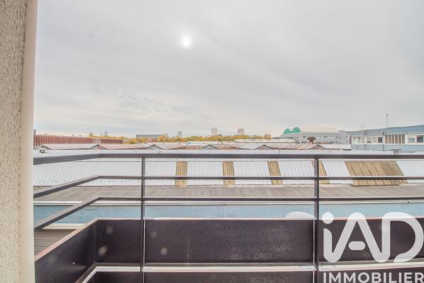 Appartement à vendre 3 pièces 66 m² La-Plaine-Saint-Denis