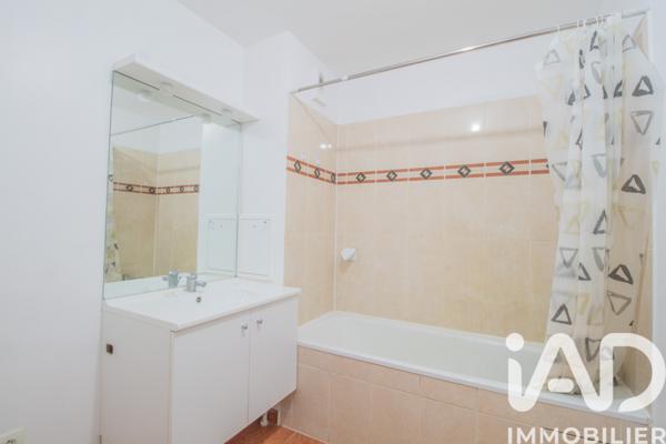 Appartement à vendre 3 pièces 66 m² La-Plaine-Saint-Denis