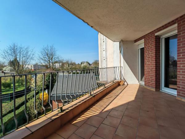 Appartement au calme avec terrasse
