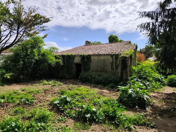 Breuil Magne, maison atypique, 4 chambres,160 m2