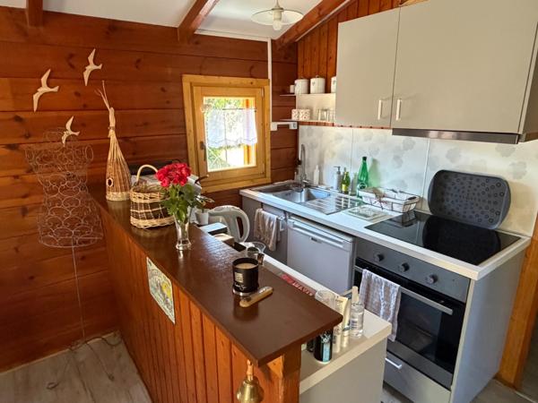 CONFORTABLE CHALET SUR GRAND PARC ARBORÉ