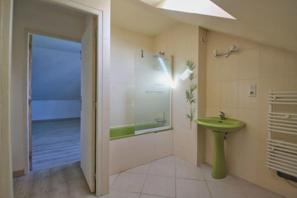 Maison 3 chambres, 114 m² à proximité directe des commodités.