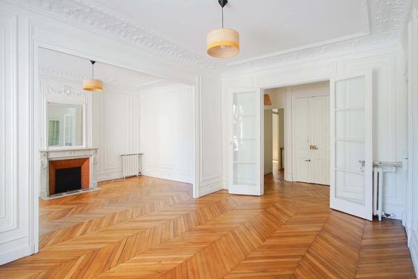 Appartement Paris 15 e - RUE DU LAOS