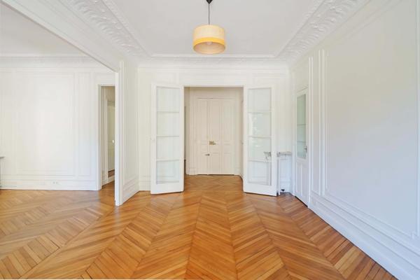 Appartement Paris 15 e - RUE DU LAOS