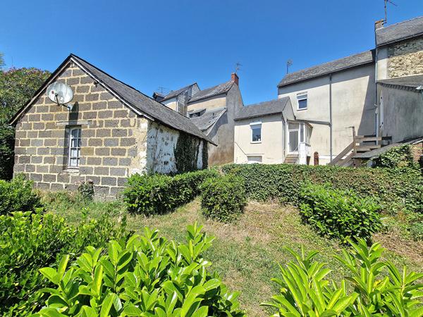 Maison Chateauneuf Sur Sarthe 6 pièce(s) 92 m2