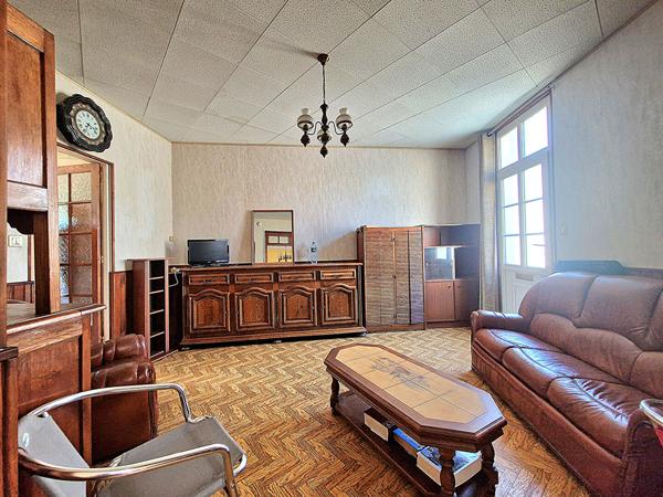Maison Chateauneuf Sur Sarthe 6 pièce(s) 92 m2