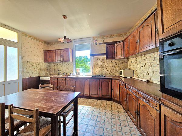 Maison Chateauneuf Sur Sarthe 6 pièce(s) 92 m2