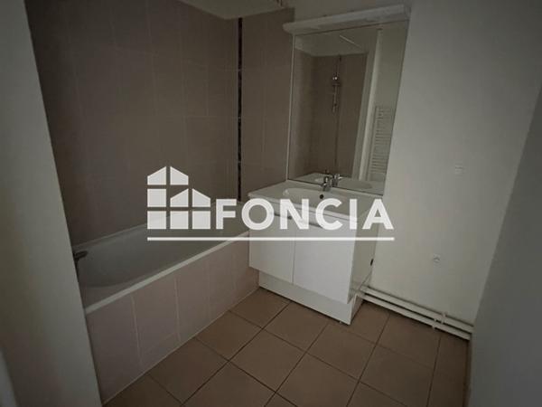 Location Appartement 3 pièces 62.66 m² - 67 RUE JOSEPHINE, 15 RUE DURET Bordeaux 33000