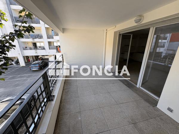 Location Appartement 3 pièces 62.66 m² - 67 RUE JOSEPHINE, 15 RUE DURET Bordeaux 33000