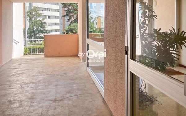 Appartement à vendre    3 pièces •  Montluçon