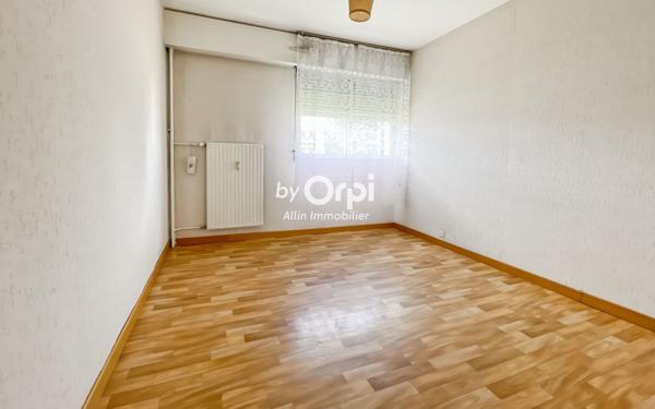 Appartement à vendre    3 pièces •  Montluçon