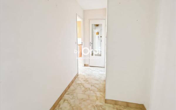 Appartement à vendre    3 pièces •  Montluçon